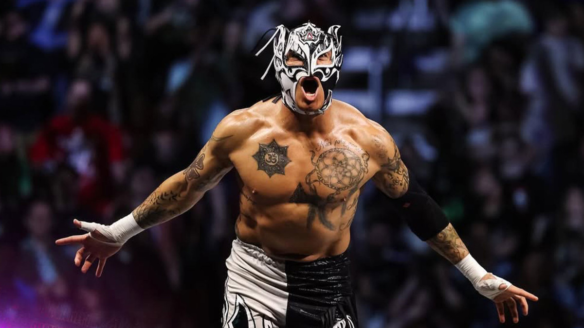 Lutador mexicano Rey Fenix fora da AEW